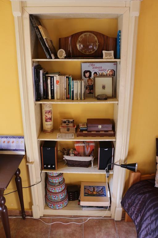 Apartman Na Zlatom Dvore Banská Štiavnica Rom bilde