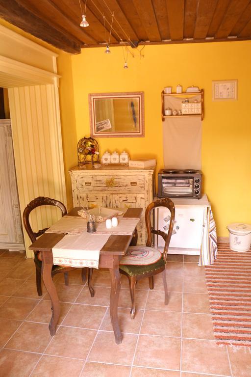 Apartman Na Zlatom Dvore Banská Štiavnica Rom bilde